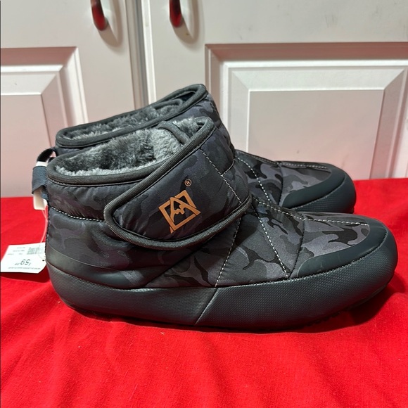 Avalanche Blue Camouflage Winter Rain Boots - Picture 3 of 8